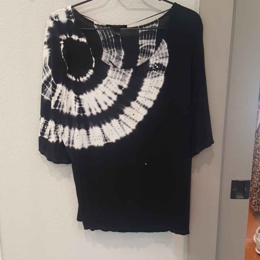 Ruffle sleeve soft blouse